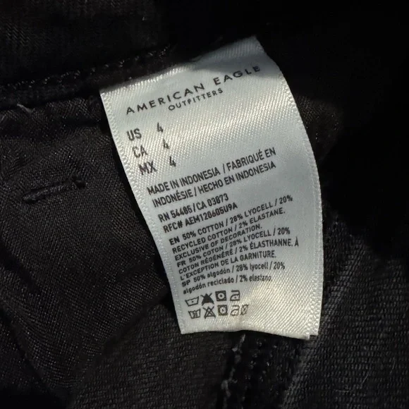 American Eagle Outfitters Dark Denim Jean Shorts - Picture 3 of 3